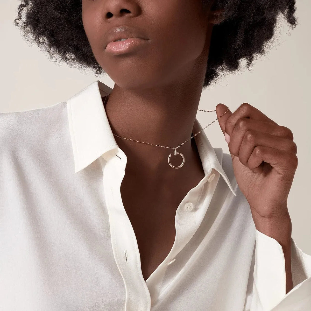 Nail Necklace H354138