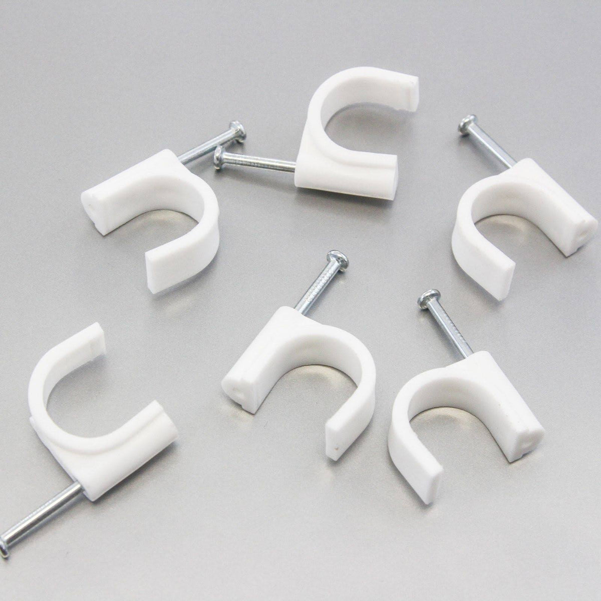 2500 Round 18 mm Cable Wire Clips O224673