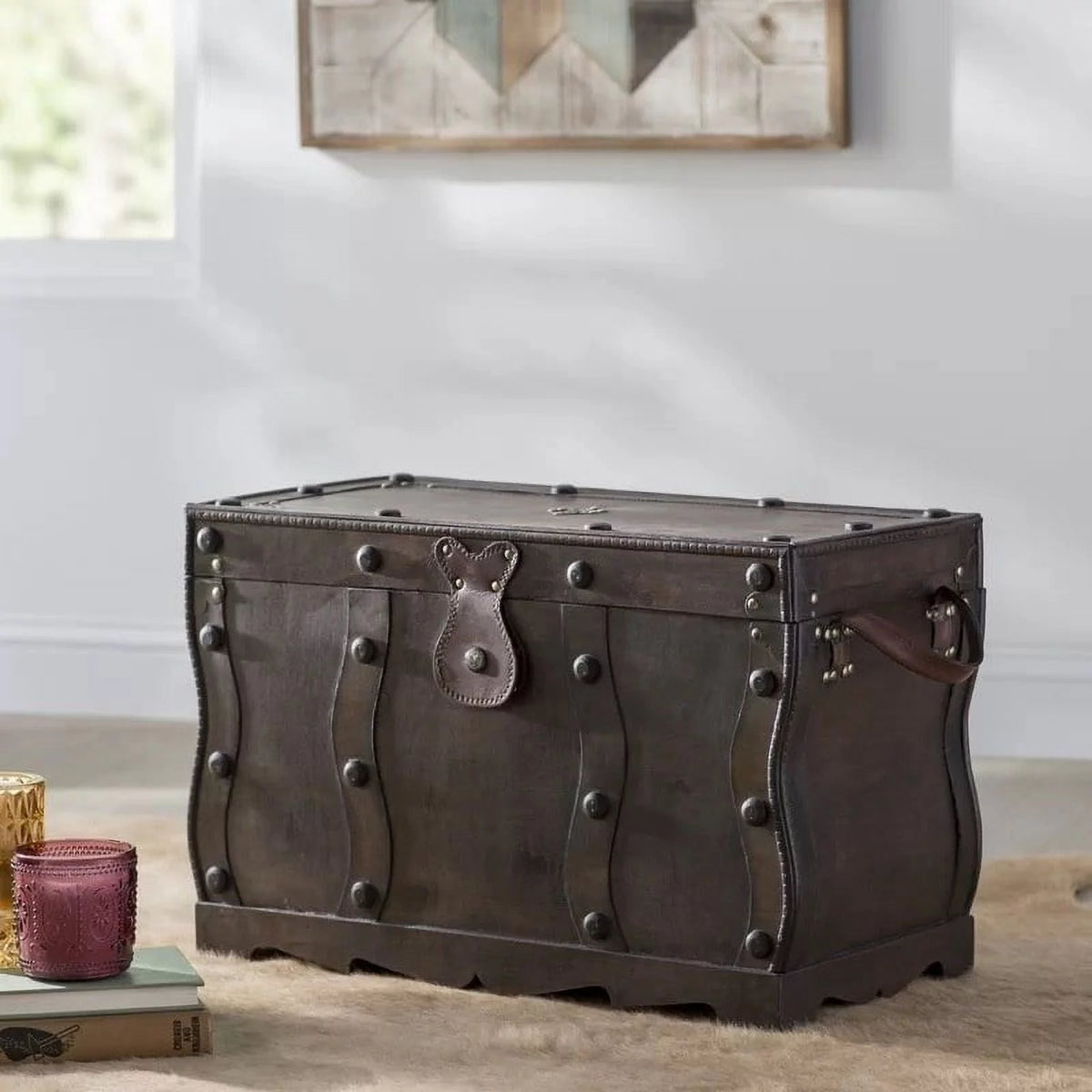 Antique Style Distressed Wooden Treasure Chest P53834