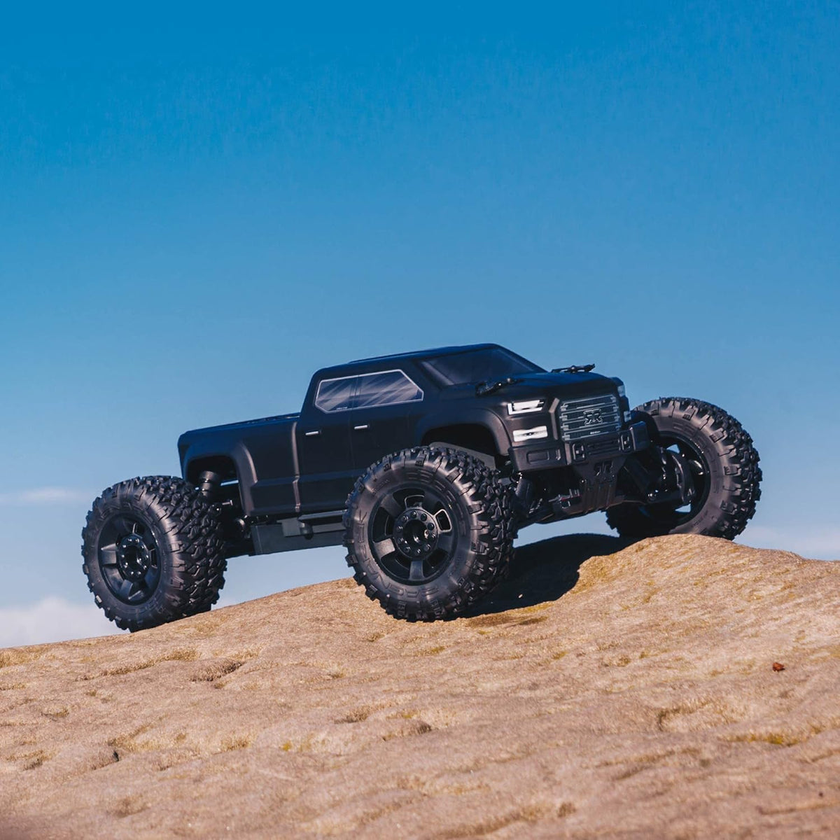 1/10 Brushless Monster RC Truck Black O39061