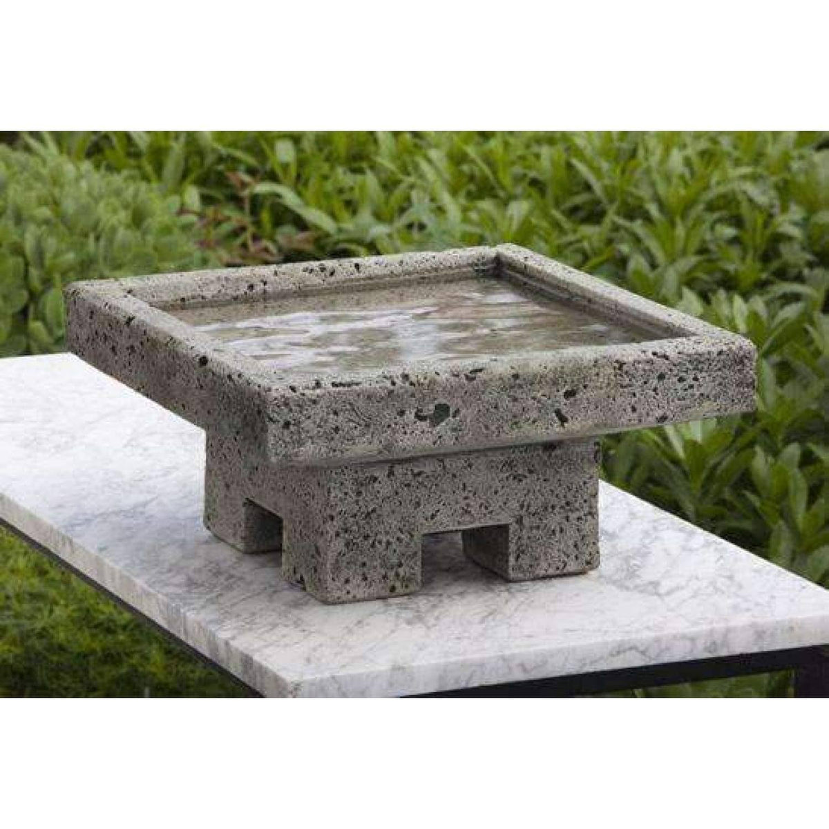 Verde Birdbath E37766